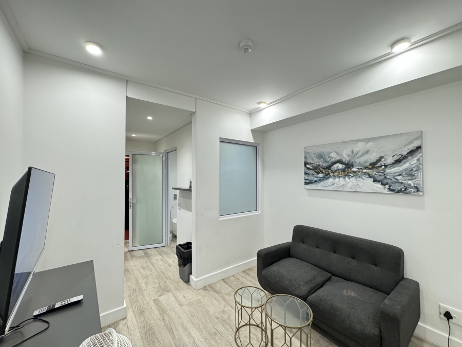 2 Bedroom Property for Sale in Woodstock Western Cape